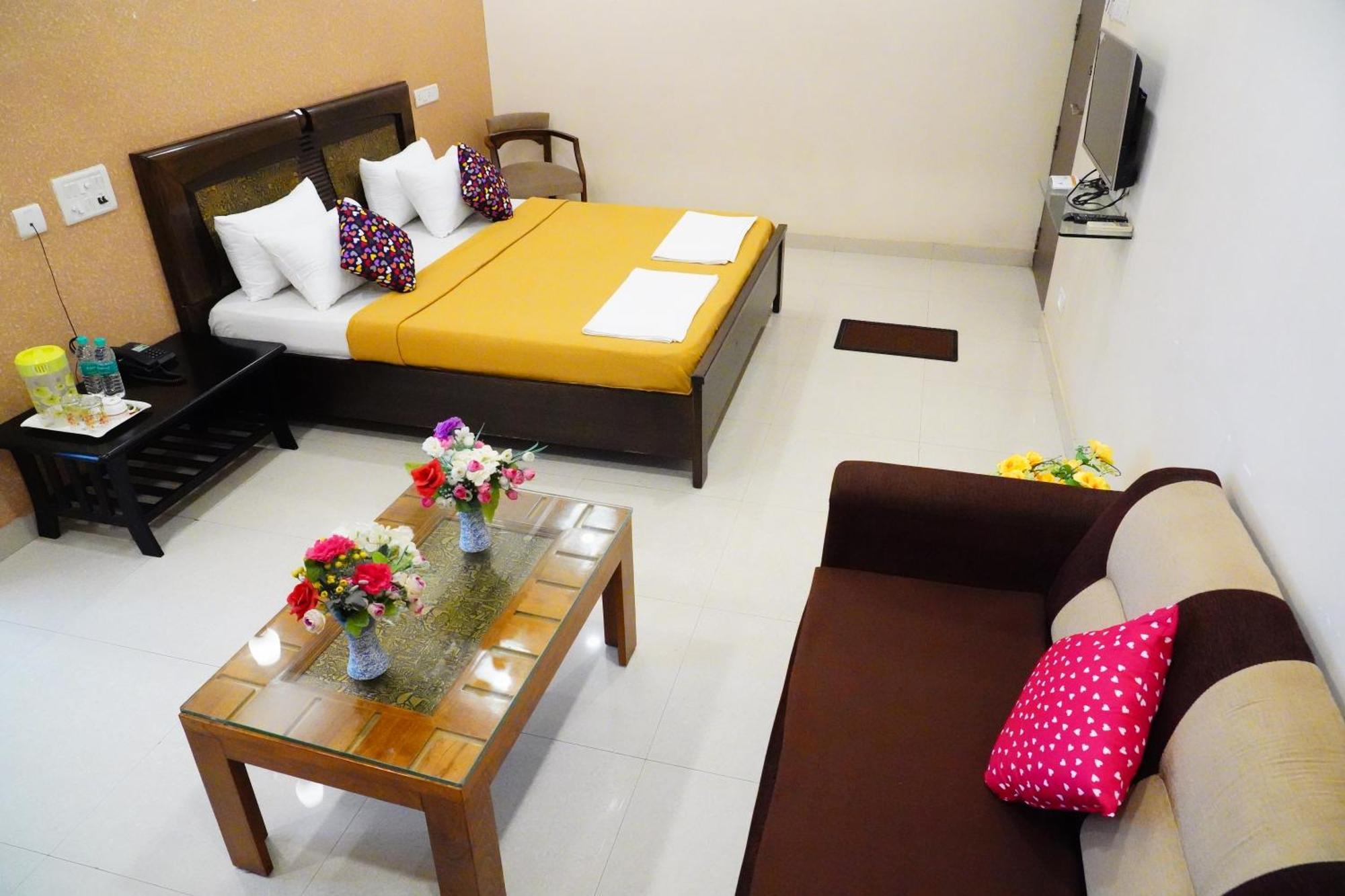 Vinayagam Residency Hotel Arcot ภายนอก รูปภาพ